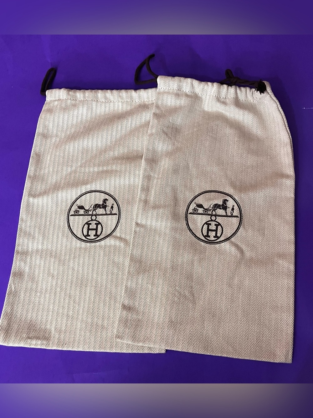 Lot of Two (2) Hermes Dust Bags - Picture 7 of 7